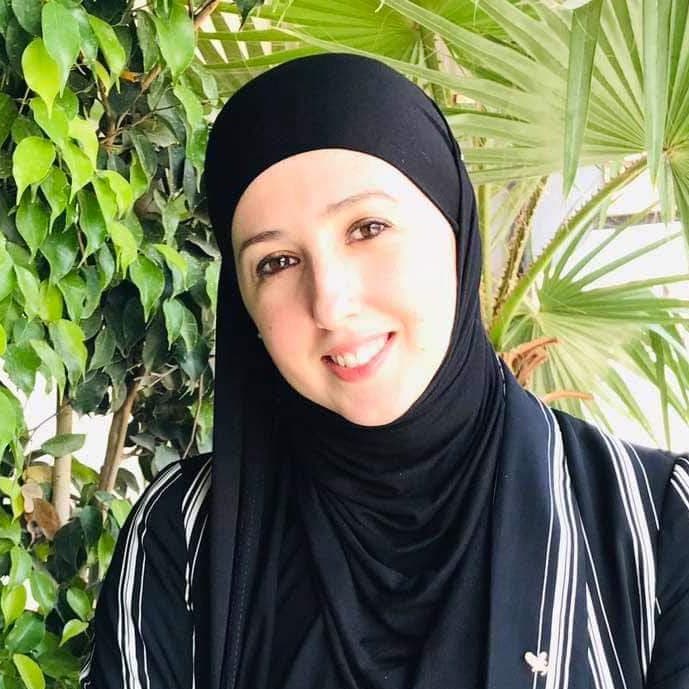 Dr Amira Benacer